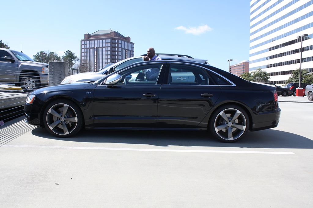 Audi s8 2013