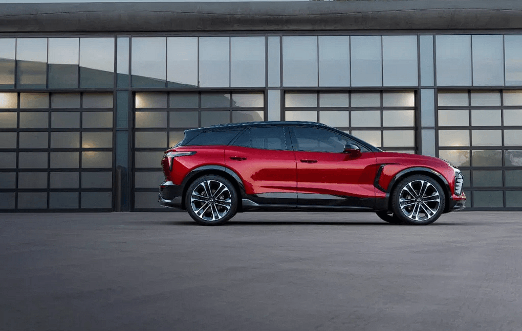 Chevy Blazer EV SS Side View