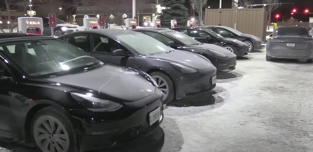 Electric cars abandoned in cold weather in a parking lot in Chicago 
