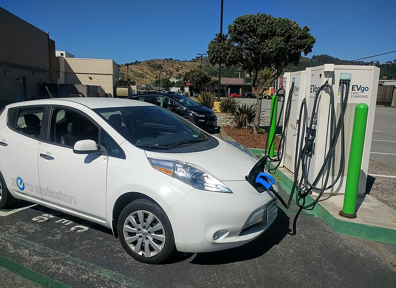 Nissan LEAF at a EVGO charging station