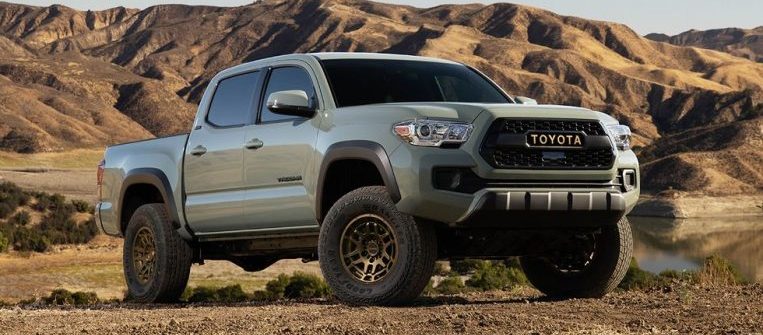 2022-gray-toyota-tacoma